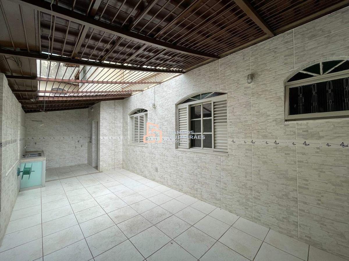 Apartamento, Castelo, 3 Quartos, 1 Vaga, 1 Suíte