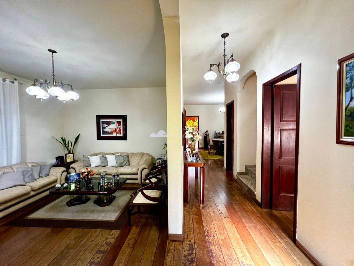 Casa, Liberdade, 4 Quartos, 4 Vagas, 1 Suíte