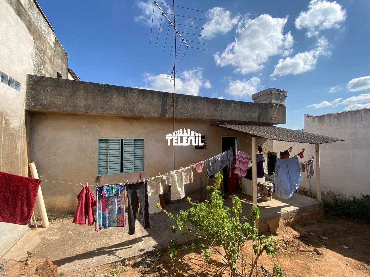 Casa, São Sebastião, 2 Quartos, 0 Vaga