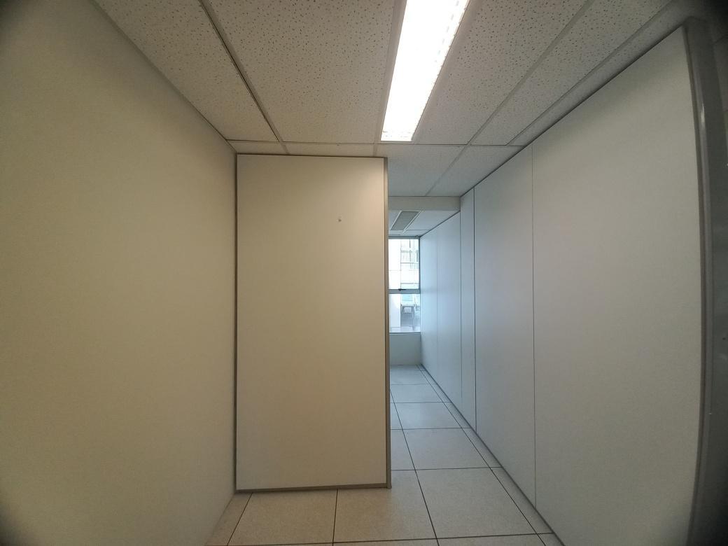 Sala, Savassi, 0 Quarto, 2 Vagas