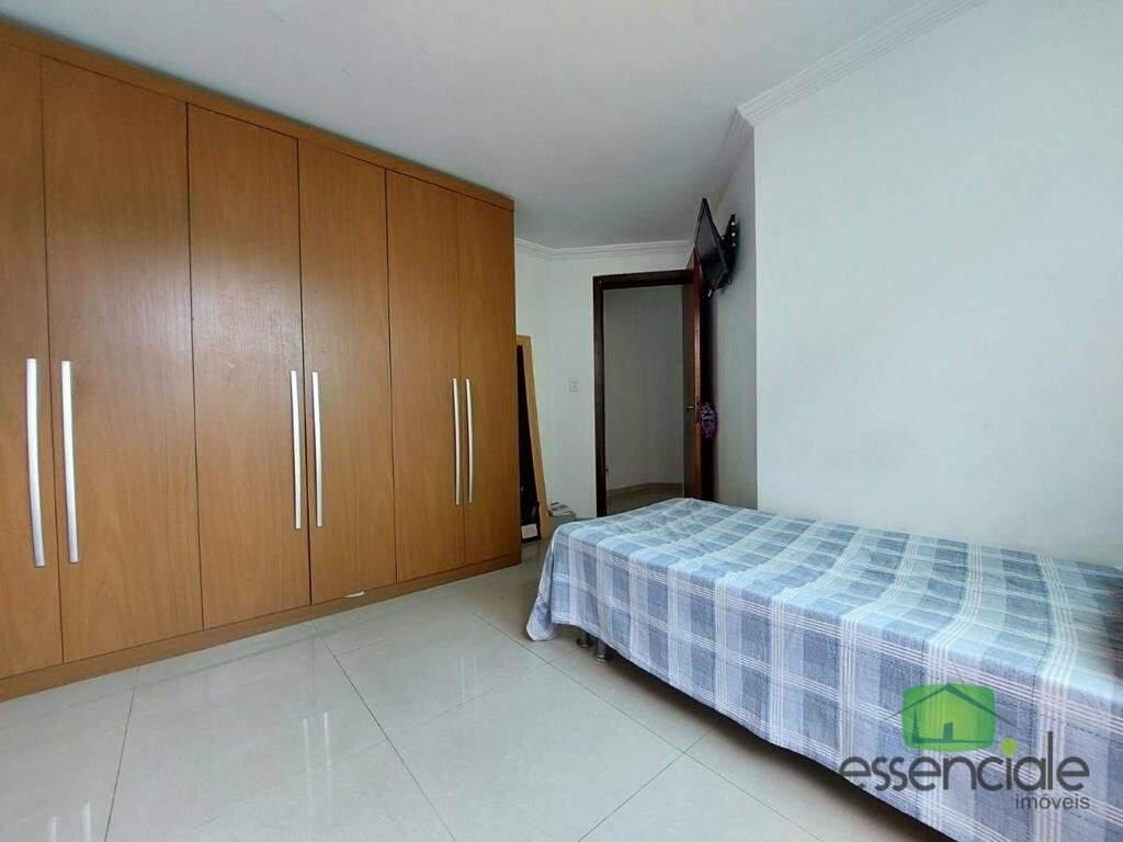 Casa, Eldorado, 4 Quartos, 6 Vagas, 1 Suíte