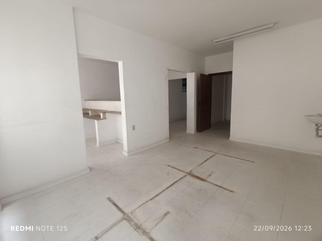 Sala, Centro, 0 Quarto, 0 Vaga