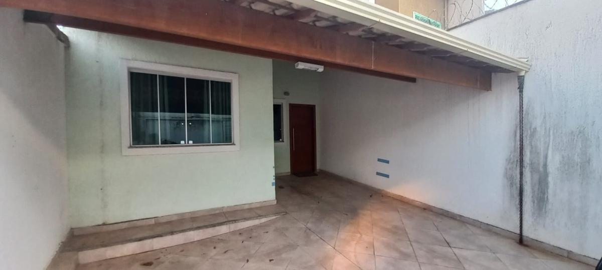 Casa, Planalto, 3 Quartos, 2 Vagas, 1 Suíte