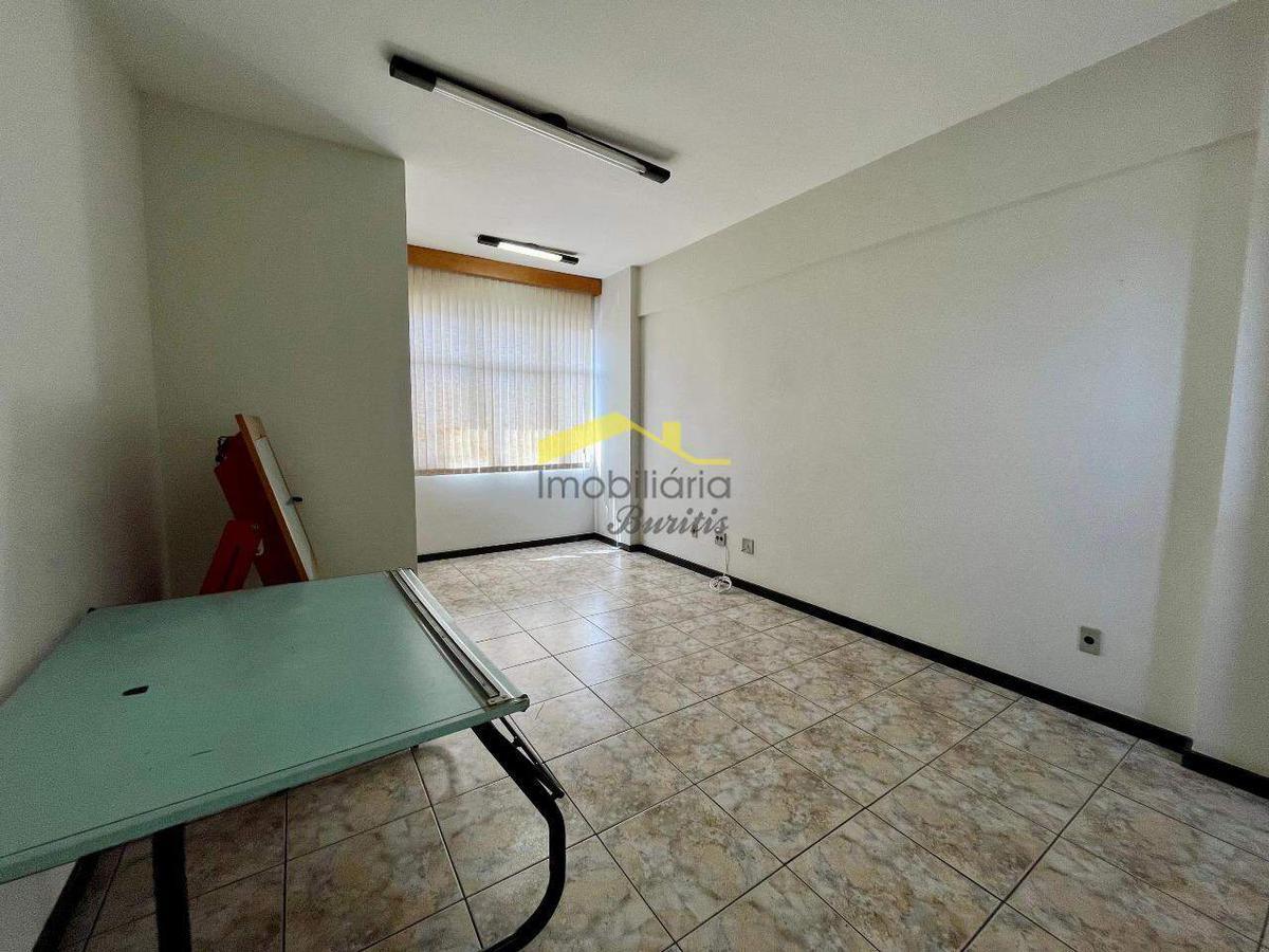 Sala, Estoril