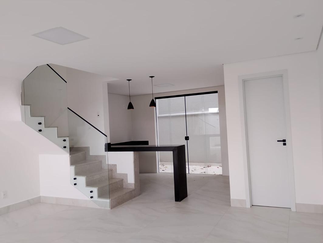 Casa, Planalto, 3 Quartos, 1 Vaga, 2 Suítes
