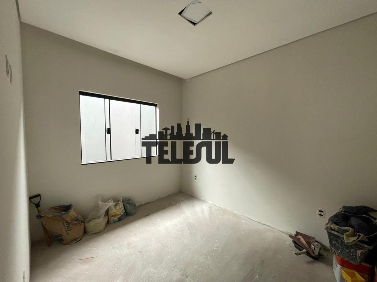 Casa, Parque Ileana, 3 Quartos, 2 Vagas, 1 Suíte