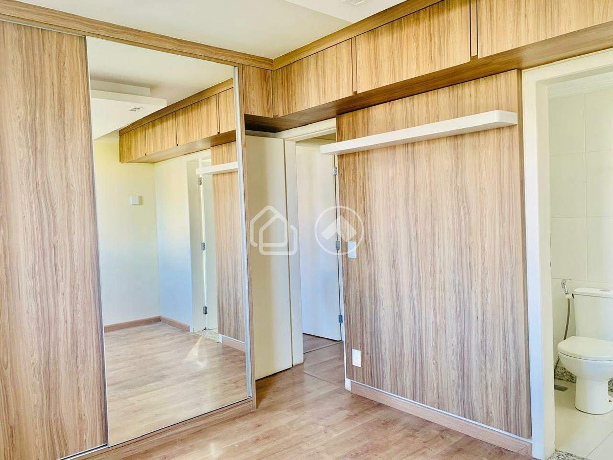 Apartamento, Estoril, 4 Quartos, 2 Vagas, 1 Suíte