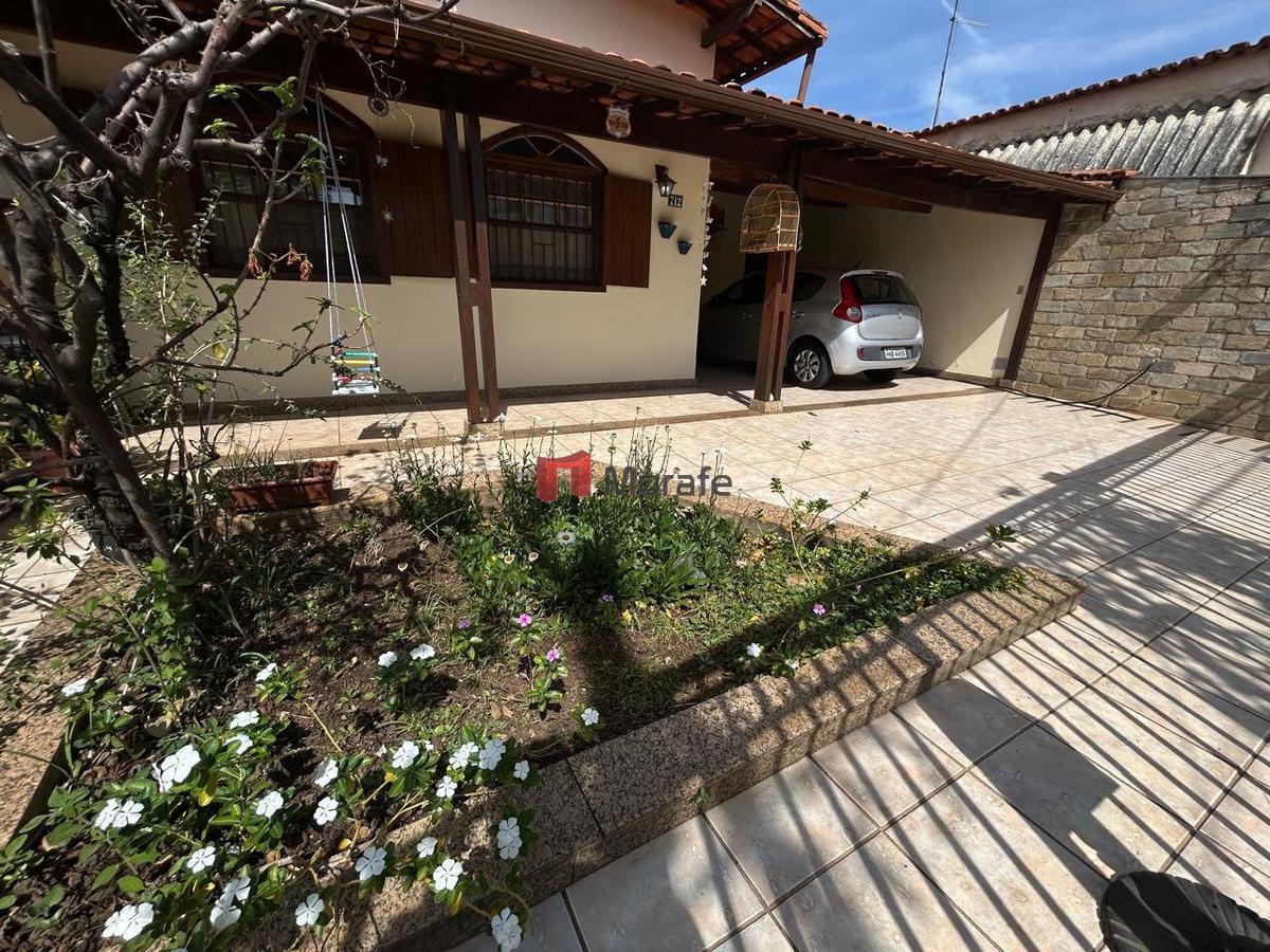 Casa, Caiçaras, 3 Quartos, 4 Vagas, 1 Suíte