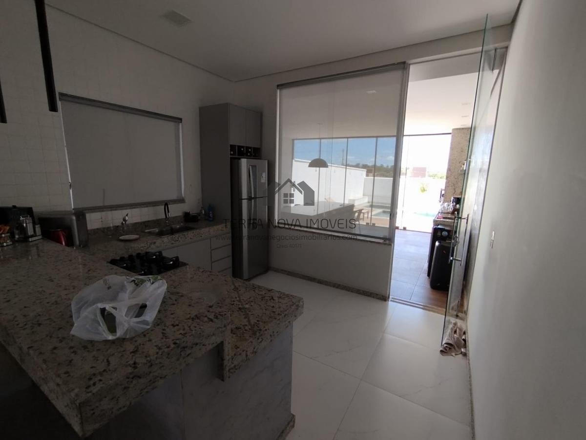 Casa em Condomínio, Palmital, 3 Quartos, 2 Vagas, 1 Suíte