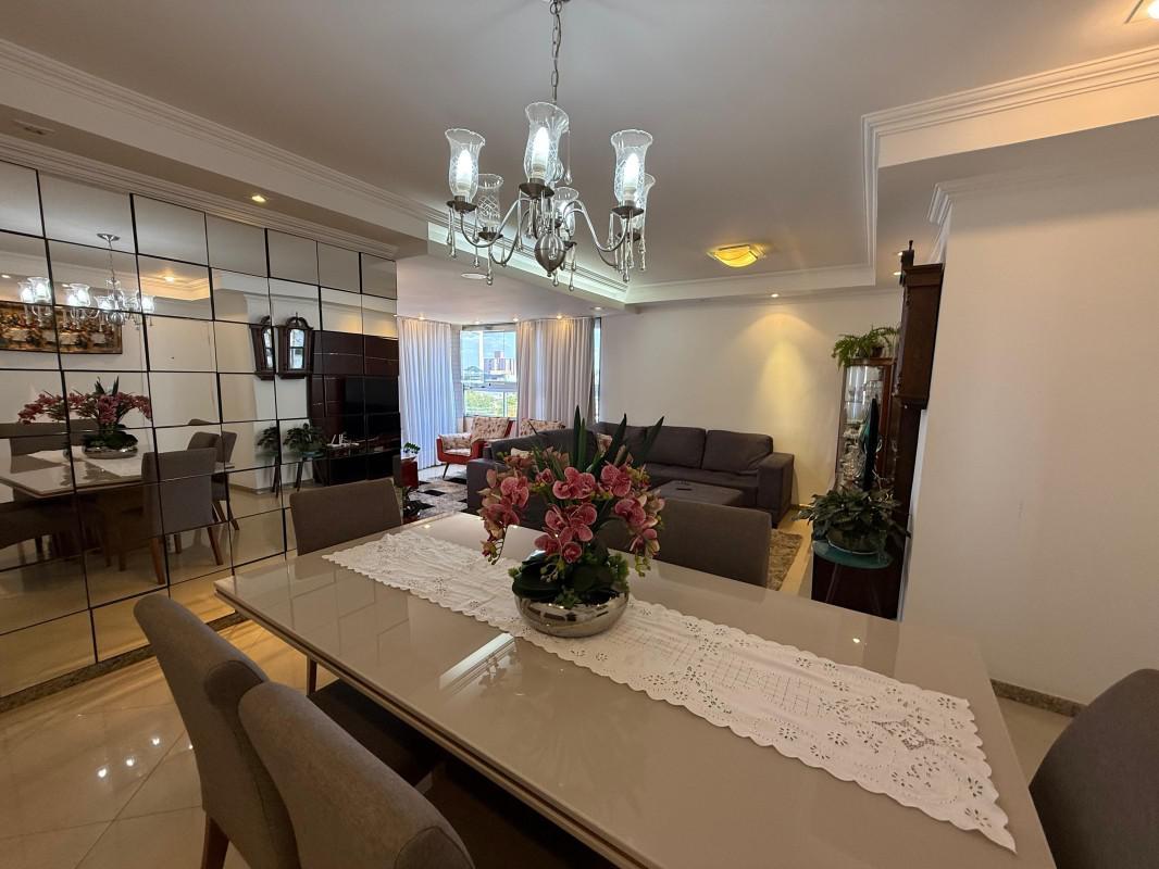 Apartamento, Itapoã, 4 Quartos, 3 Vagas, 2 Suítes