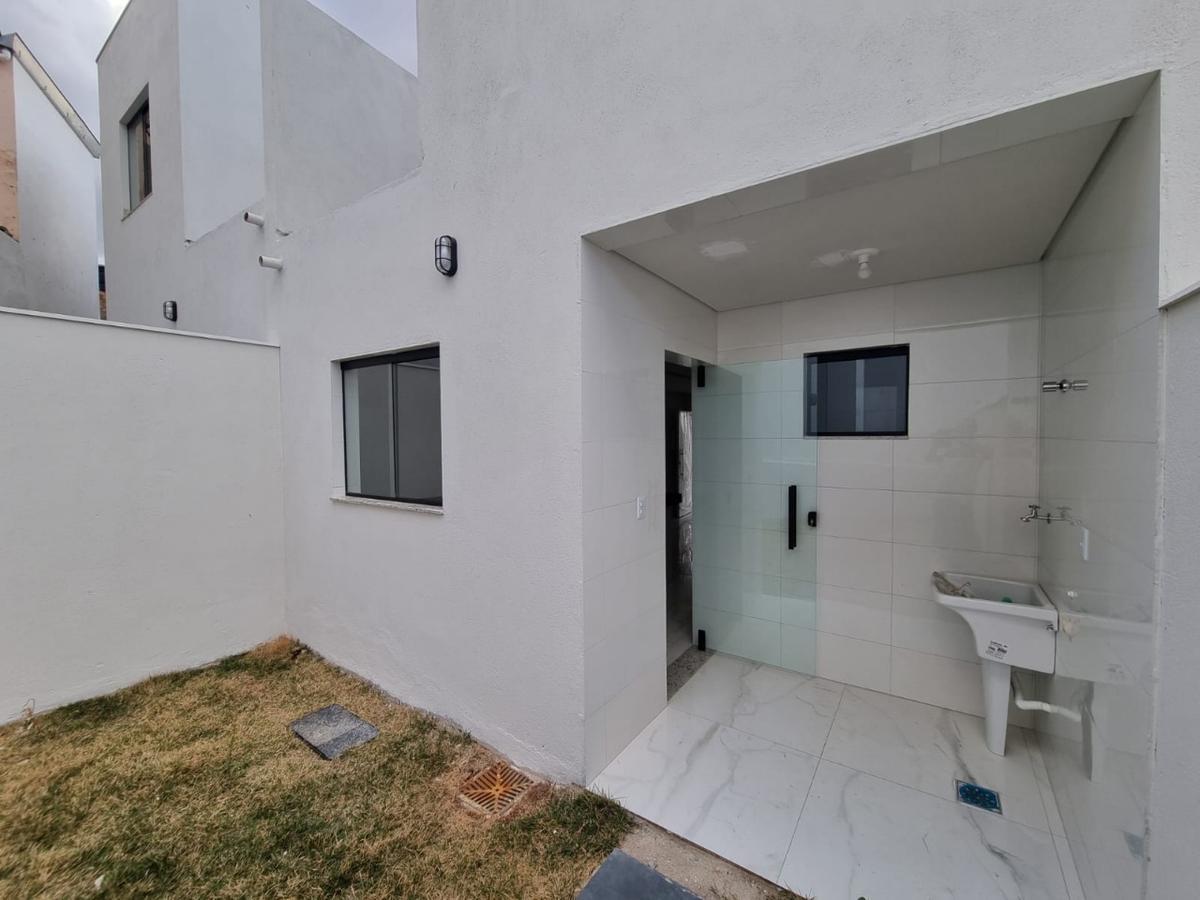 Casa, Floramar, 3 Quartos, 2 Vagas