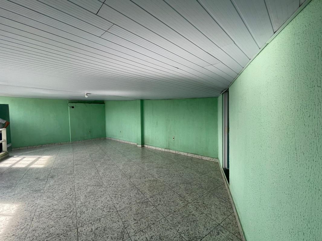 Apartamento, Castanheira (barreiro), 3 Quartos, 0 Vaga, 1 Suíte