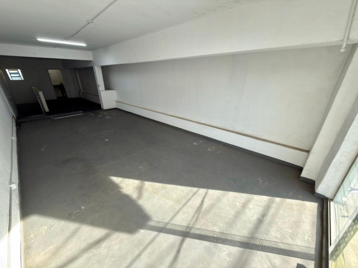 Andar, São José, 0 Quarto, 0 Vaga