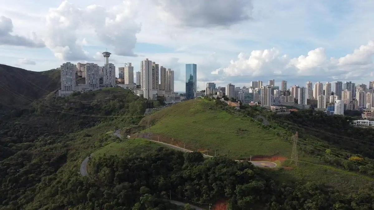 Lote, Vila Castela, 0 Quarto, 0 Vaga