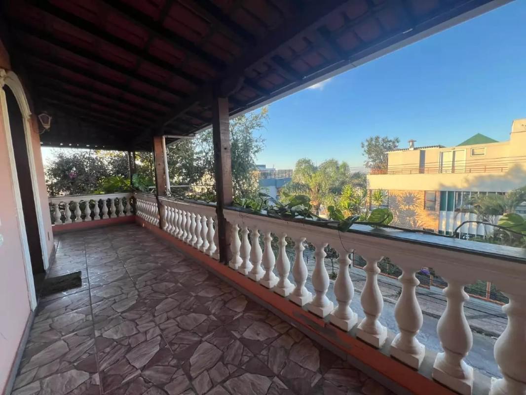 Casa, Barreiro, 5 Quartos, 4 Vagas, 1 Suíte