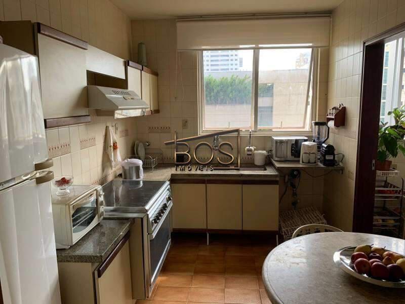 Apartamento, Lourdes, 4 Quartos, 3 Vagas, 1 Suíte