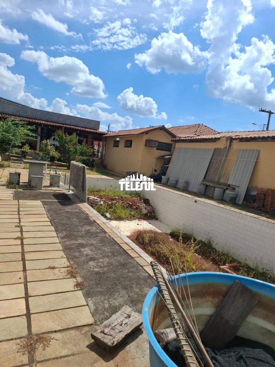 Casa, Jardim Sion, 4 Quartos, 5 Vagas, 2 Suítes