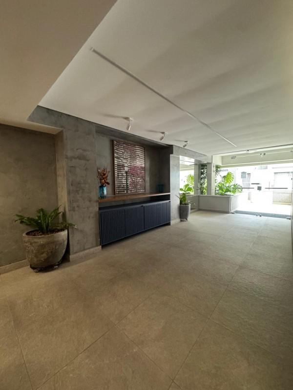 Apartamento, Sagrada Família, 2 Quartos, 2 Vagas, 1 Suíte