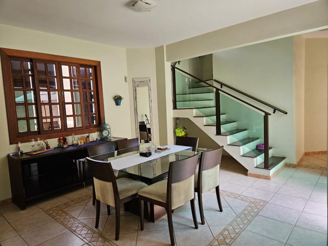 Casa, Fernão Dias, 4 Quartos, 4 Vagas, 1 Suíte