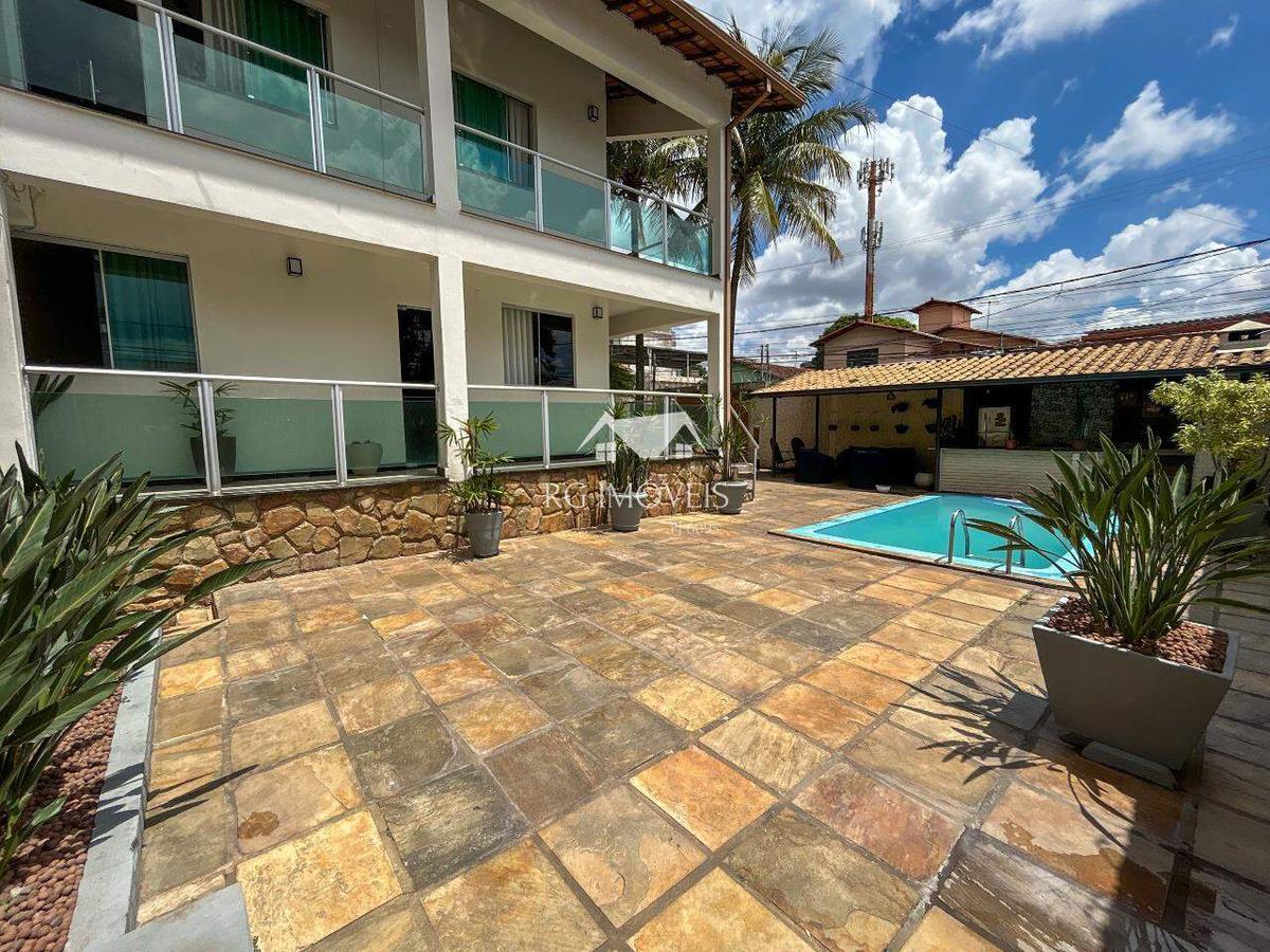 Casa, Santa Cruz Industrial, 4 Quartos, 4 Vagas, 2 Suítes