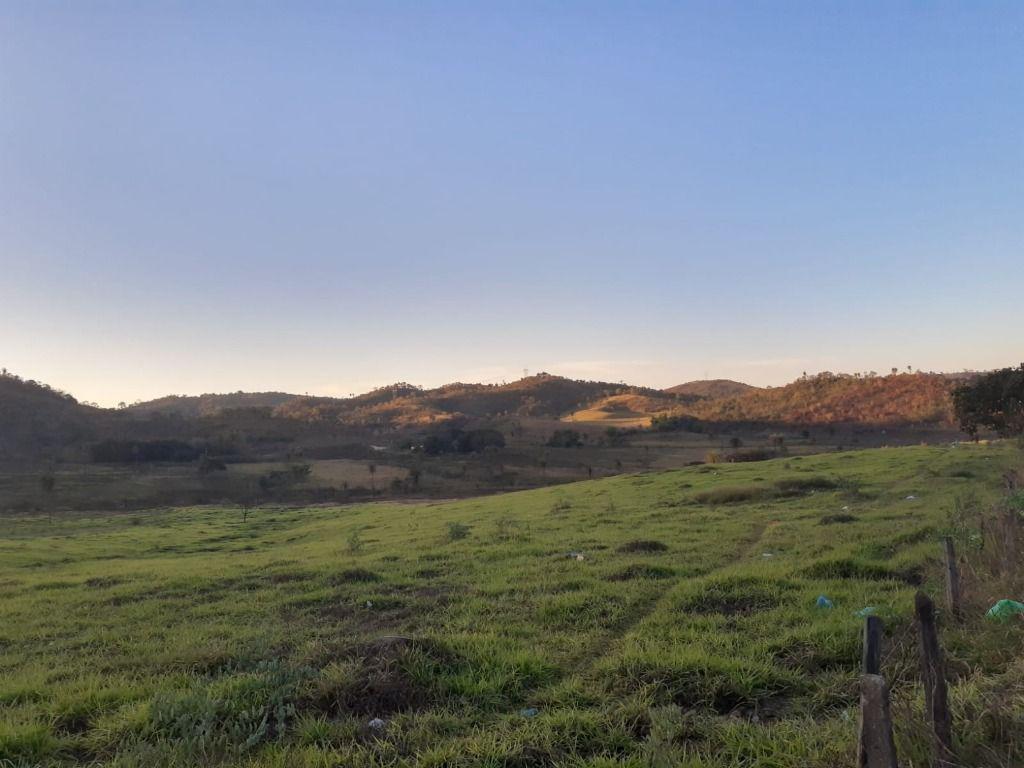 Lote, Centro (justinópolis), 0 Quarto, 0 Vaga