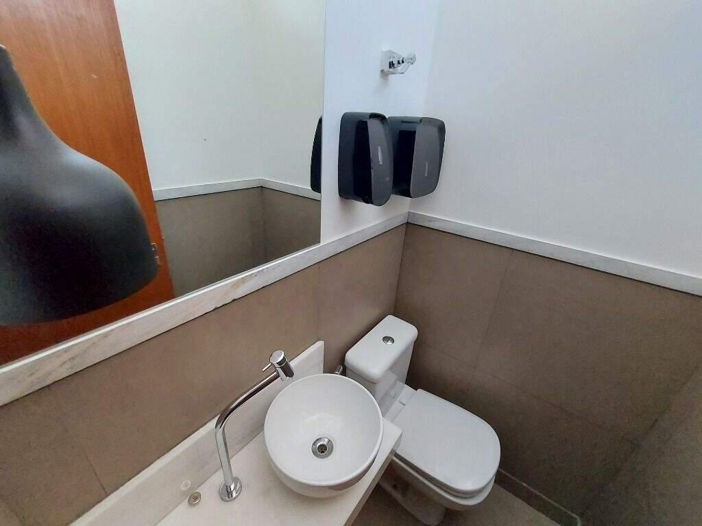 Sala, Estoril, 3 Vagas