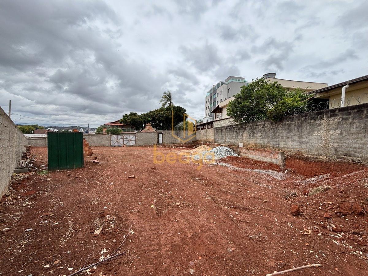 Lote, Serrano, 0 Quarto, 0 Vaga