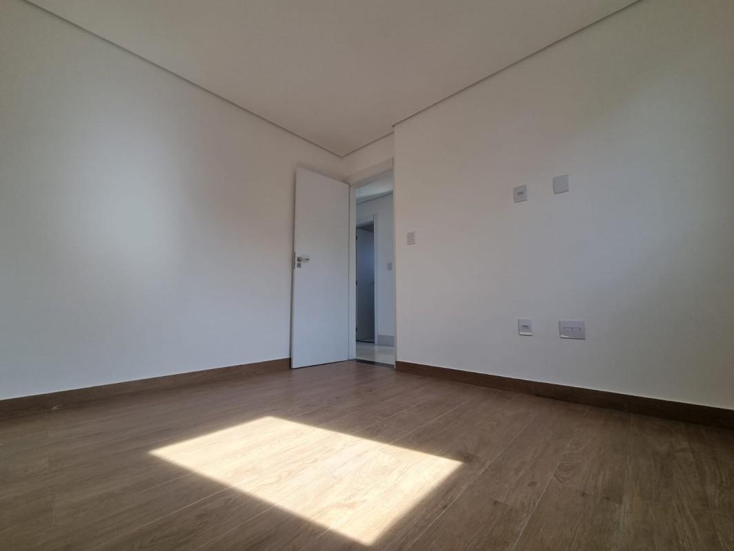 Cobertura, Jardim Riacho das Pedras, 3 Quartos, 4 Vagas, 1 Suíte
