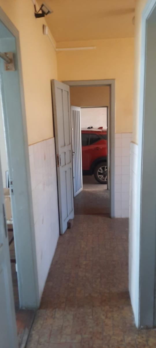 Casa Comercial, Floresta, 2 Quartos, 2 Vagas