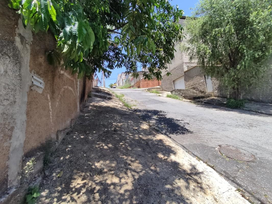 Lote, Santa Cruz, 0 Quarto, 0 Vaga