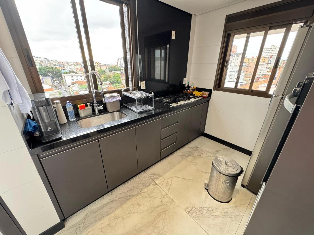 Cobertura, Sagrada Família, 3 Quartos, 4 Vagas, 2 Suítes