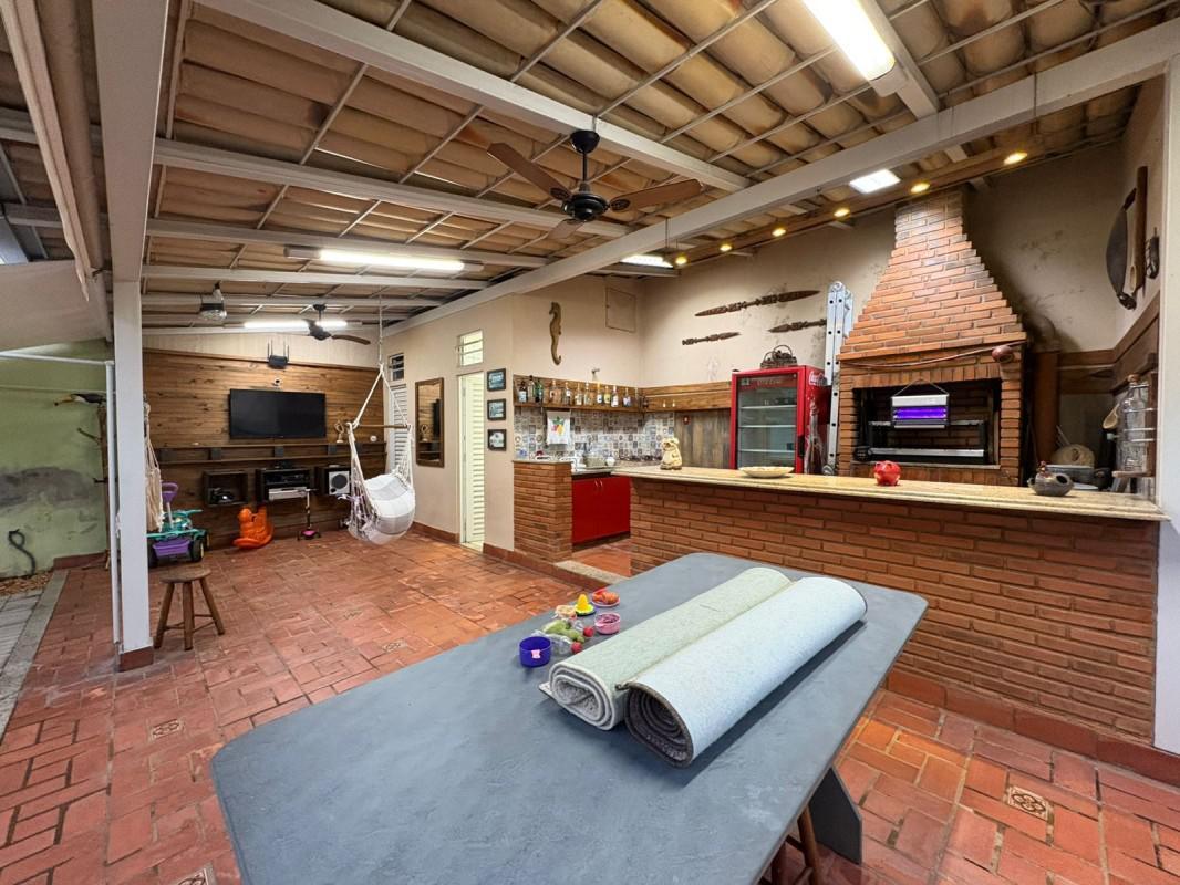 Casa, Serrano, 5 Quartos, 5 Vagas, 1 Suíte