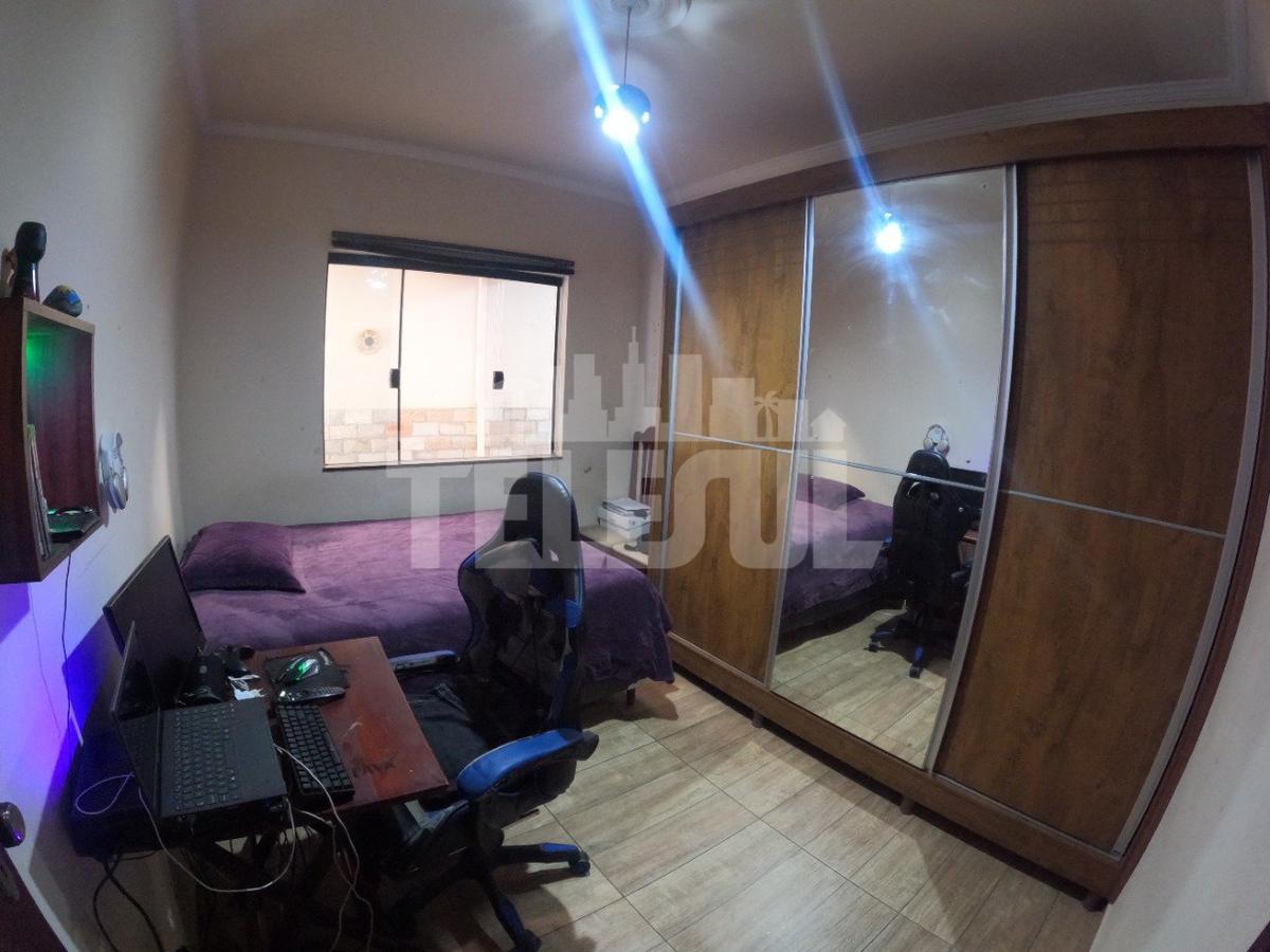 Casa, Jardim Europa, 3 Quartos, 2 Vagas, 1 Suíte