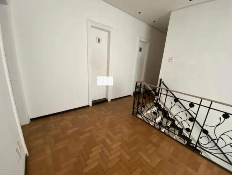 Casa, Savassi, 0 Quarto, 0 Vaga