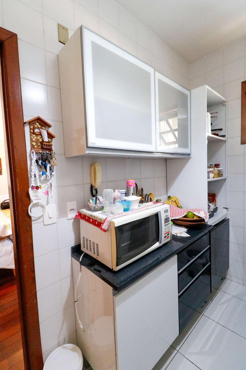 Casa, Buritis, 2 Quartos, 2 Vagas, 1 Suíte