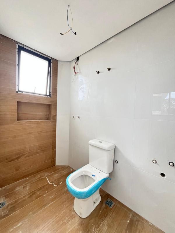 Cobertura, Tirol (barreiro), 3 Quartos, 2 Vagas, 1 Suíte