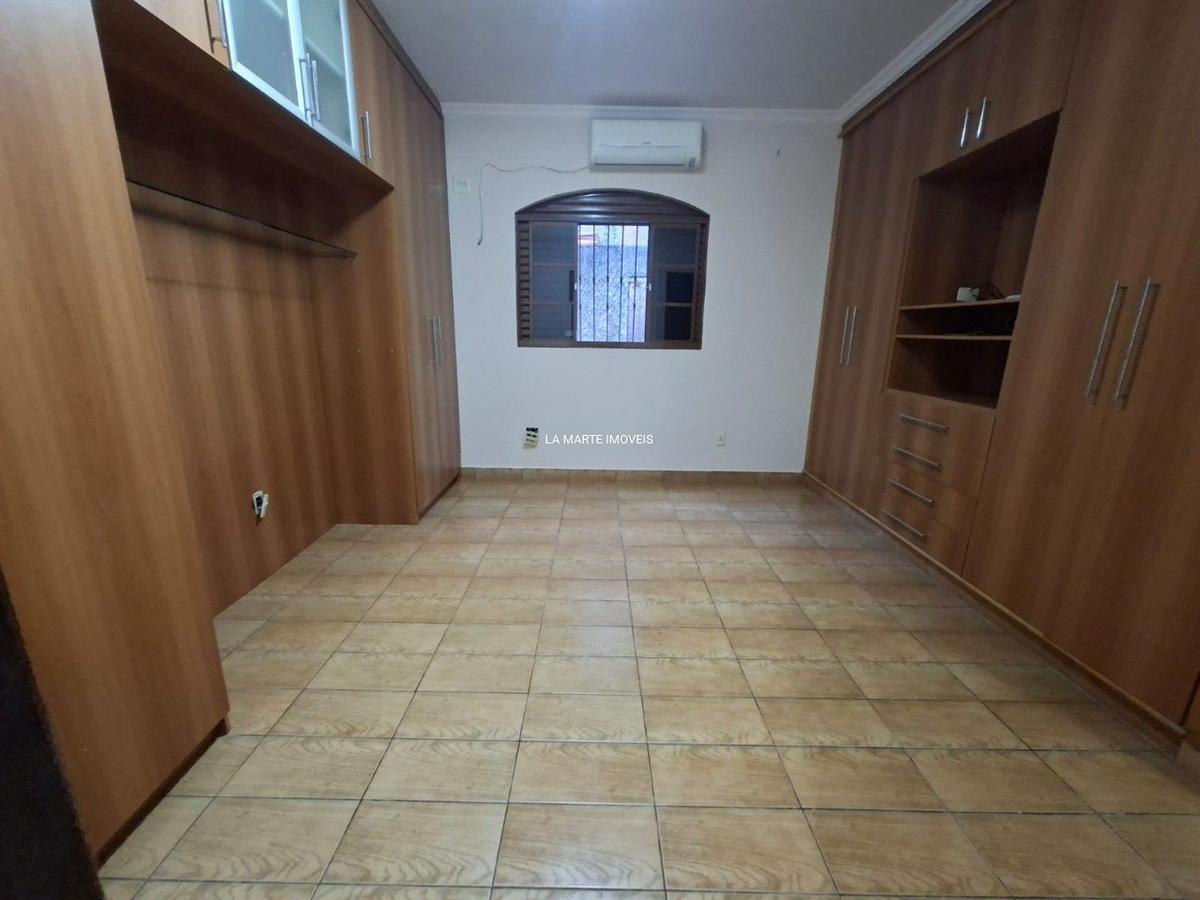 Casa, Jardim Riacho das Pedras, 3 Quartos, 4 Vagas, 2 Suítes