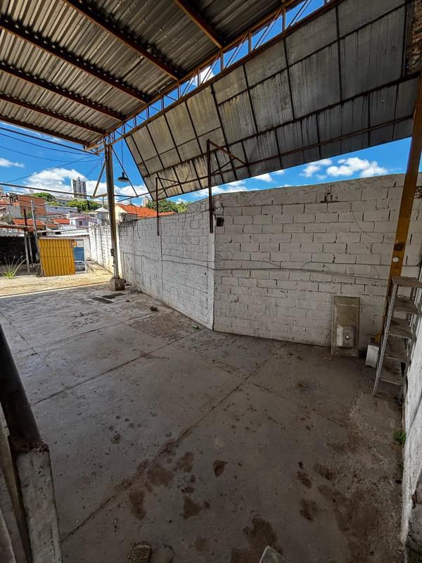 Galpão, Nova Floresta, 0 Quarto, 15 Vagas