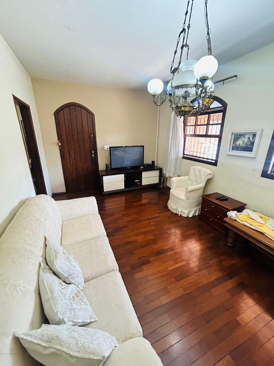 Casa, Caiçaras, 3 Quartos, 0 Vaga, 1 Suíte