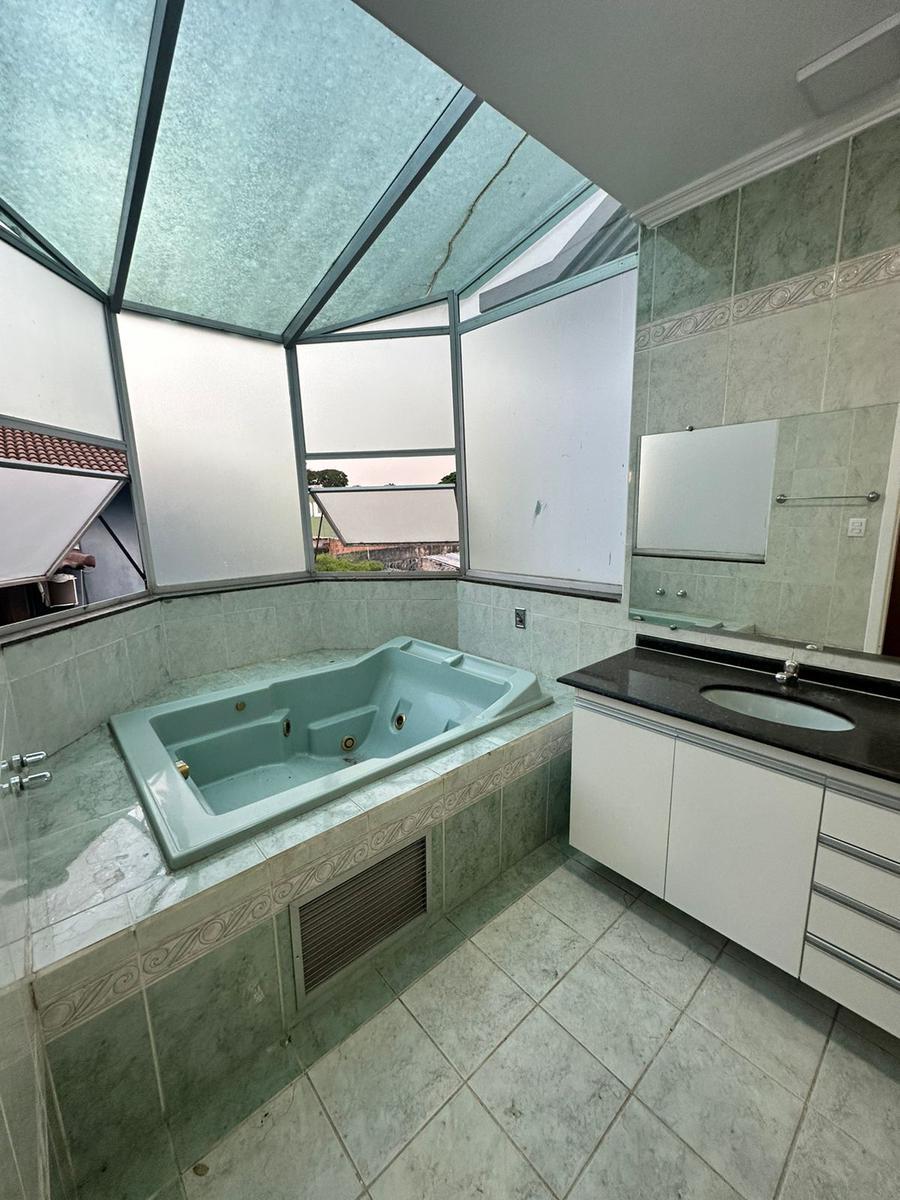 Casa, Jardim Atlântico, 4 Quartos, 10 Vagas, 2 Suítes
