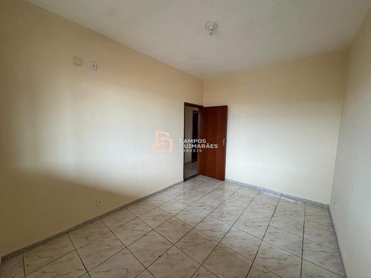 Casa, Lindéia, 3 Quartos, 2 Vagas, 1 Suíte