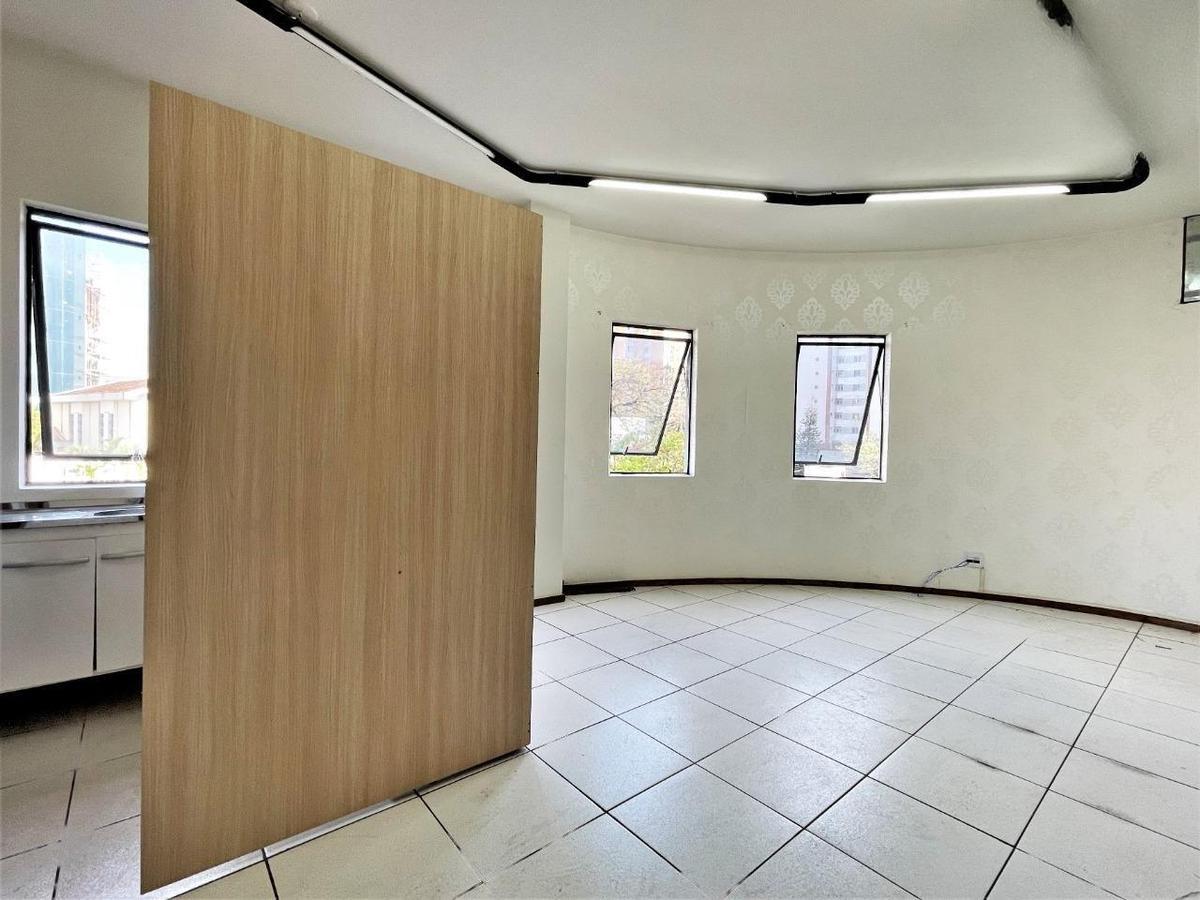 Sala, Luxemburgo, 0 Quarto, 1 Vaga