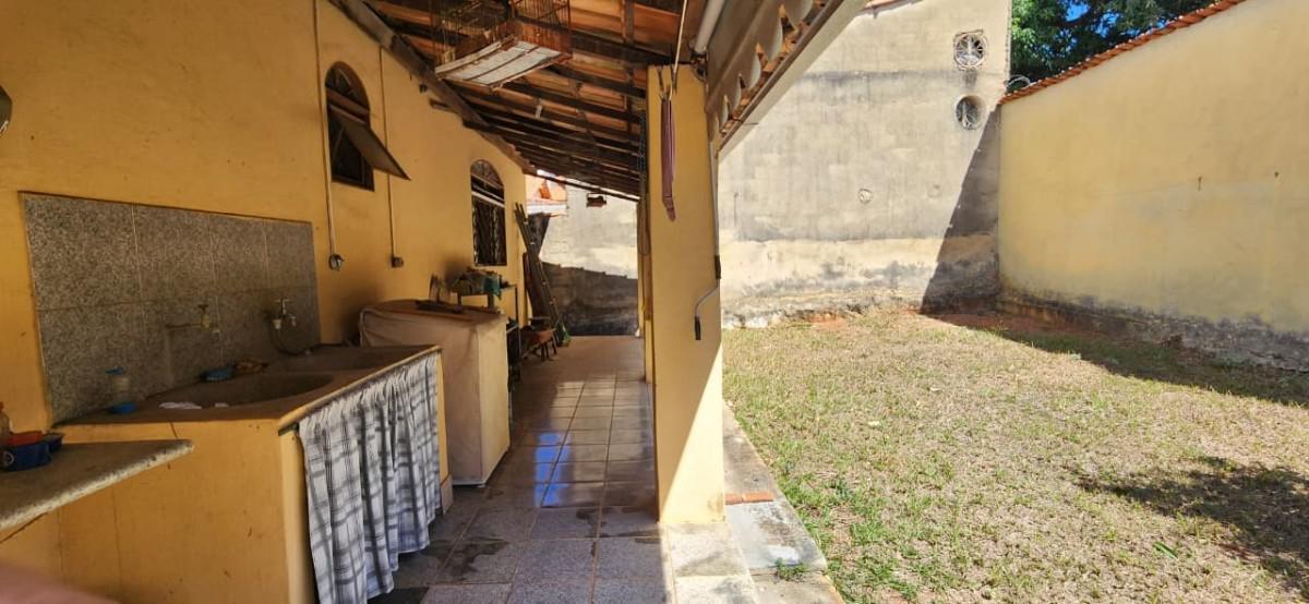 Casa, Jardim Ipê, 2 Quartos, 3 Vagas