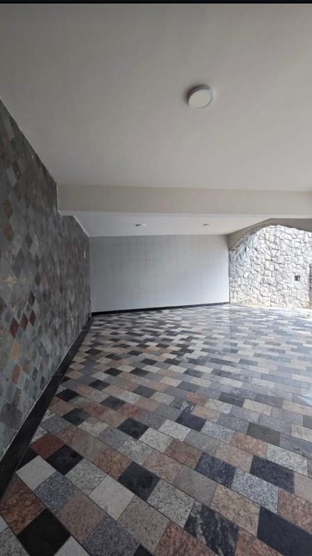 Casa, Barreiro, 3 Quartos, 4 Vagas, 1 Suíte