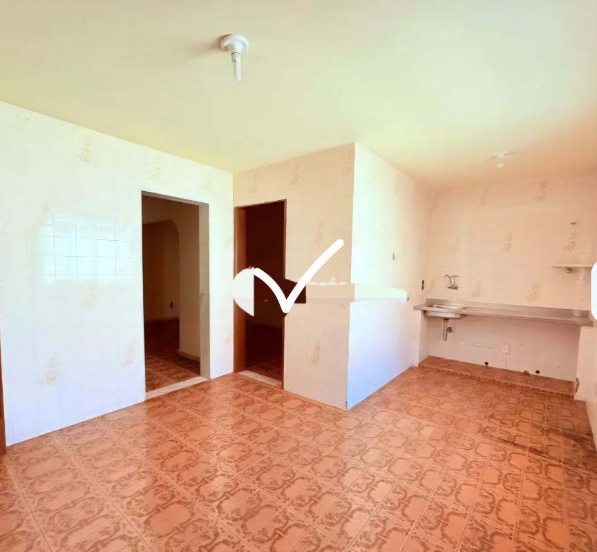 Casa, Sagrada Família, 6 Quartos, 2 Vagas, 1 Suíte