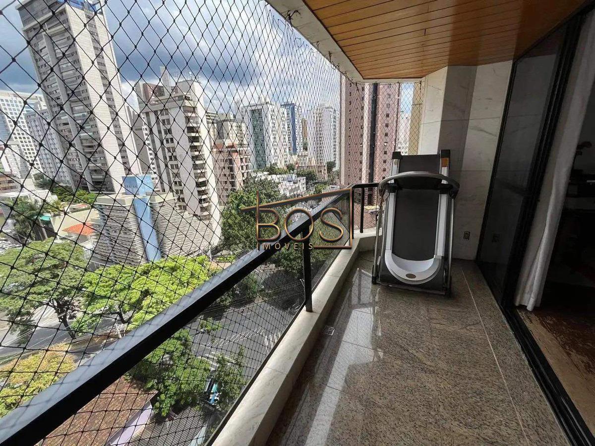 Apartamento, Funcionários, 4 Quartos, 2 Vagas, 1 Suíte
