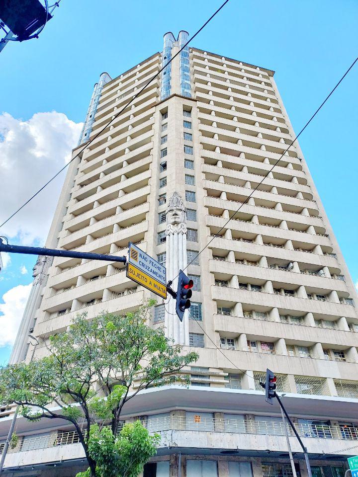 Sala, Centro