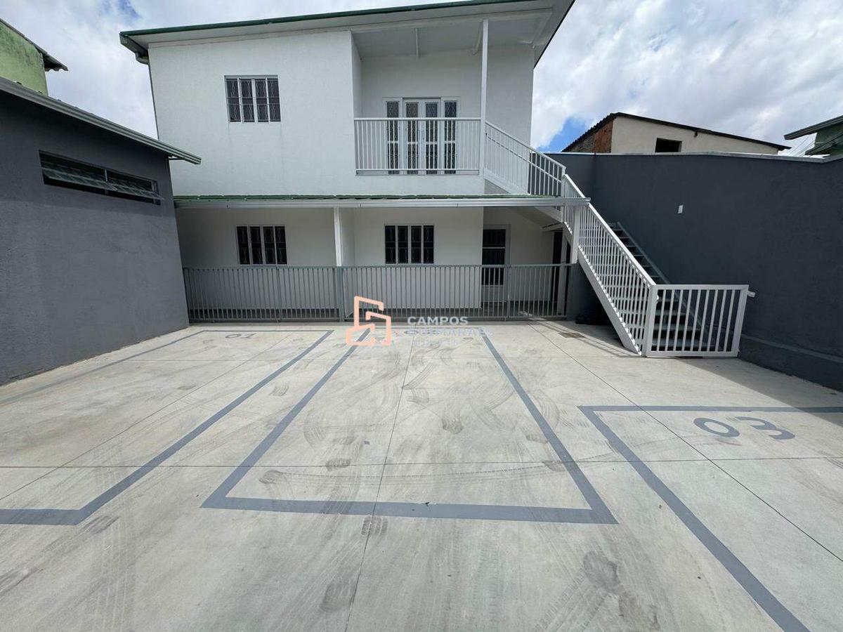 Casa, Milionários, 3 Quartos, 1 Vaga, 1 Suíte