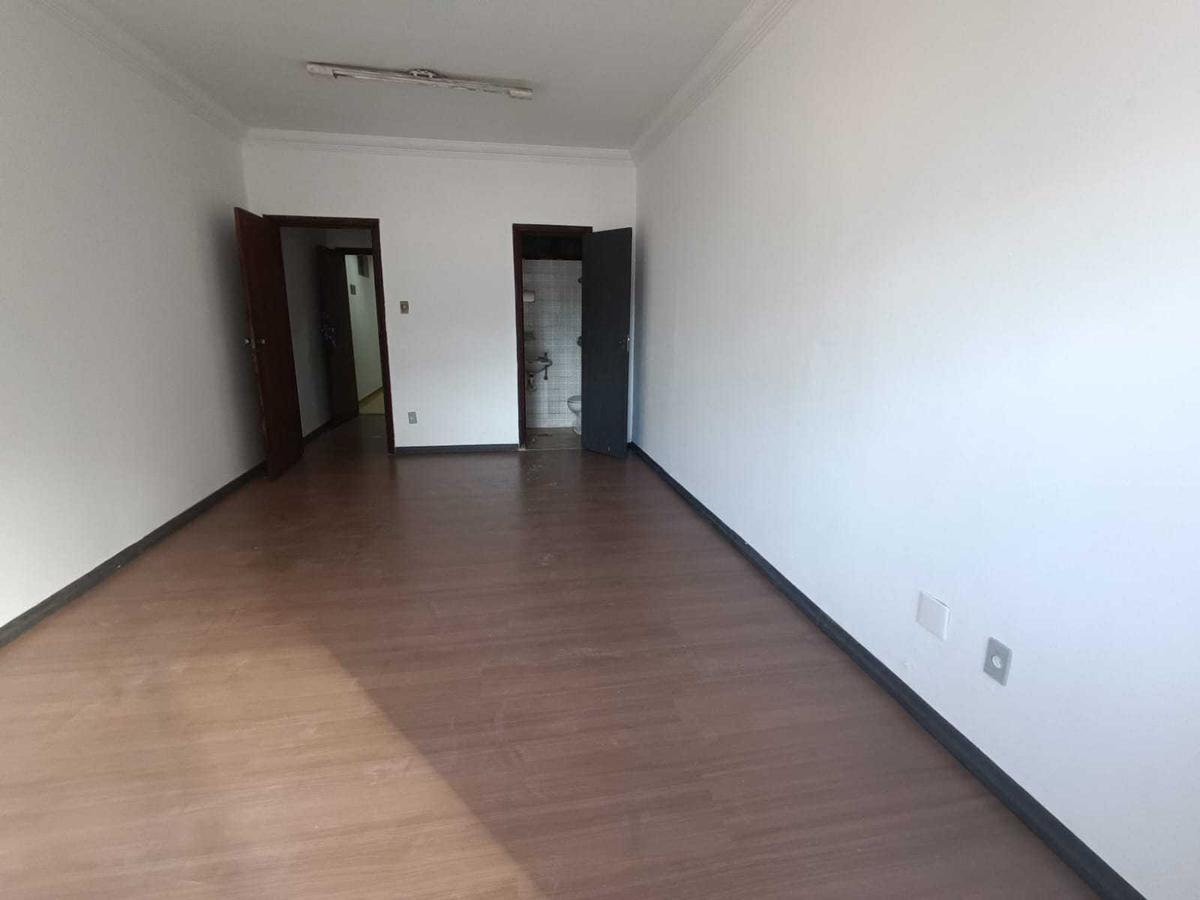 Sala, Centro, 0 Quarto, 0 Vaga
