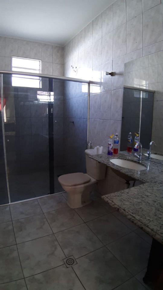 Casa, Jardim Laguna, 3 Quartos, 4 Vagas, 1 Suíte